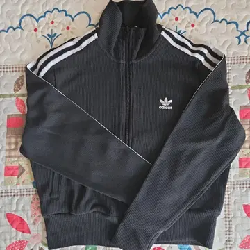 adidas Originals 트랙 자켓 블랙