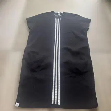 adidas 반팔 원피스 블랙