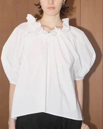 CLANE 클라네 2way PUFF NECK TOPS 오프숄더