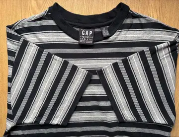 [새상품급] GAP Regulation Athletic 멀티 보더 T셔츠