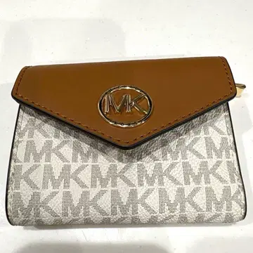 MICHAEL KORS 3단 폴더형 지갑 MK 로고 화이트 브라운