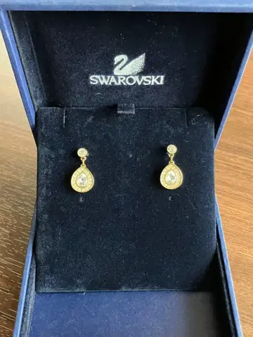 SWAROVSKI 스와로브스키 귀걸이 [양쪽 귀용] 골드 클리어 눈물