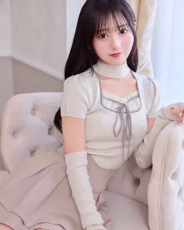 미셸 마카롱 초커 니트탑 베이지 프리 사이즈