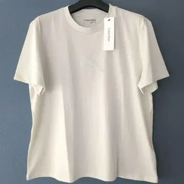 새상품 Calvin Klein T셔츠 L사이즈