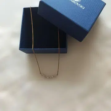 최종 가격 인하 Swarovski 골드 & 펄 목걸이