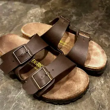 BIRKENSTOCK 애리조나 샌들 브라운 36