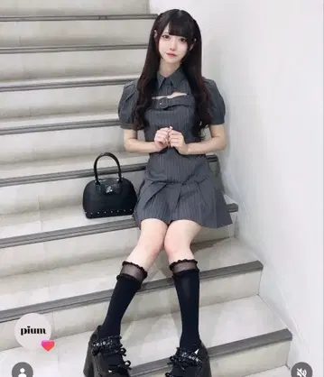 pium 스트라이프 패턴 반팔 원피스