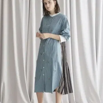 새상품급 MUVEIL 자수 클레릭 셔츠 원피스 green