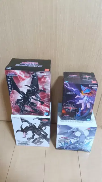 유희왕 피규어 4개 묶음 판매