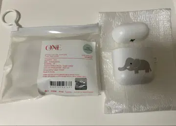 IZ*ONE ONE THE STORY AirPods 케이스 채원