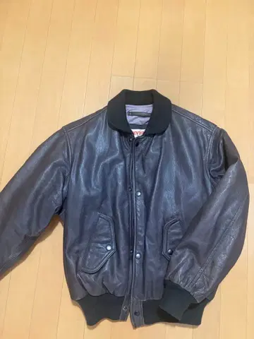 CHEVIGNON 가죽 플라이트 자켓