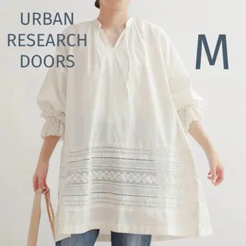 어반 리서치 도어즈 레이스 도킹 튜닉 블라우스 화이트 M