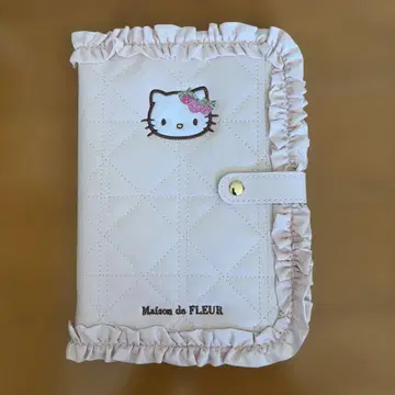 Maison de FLEUR Hello Kitty 커버