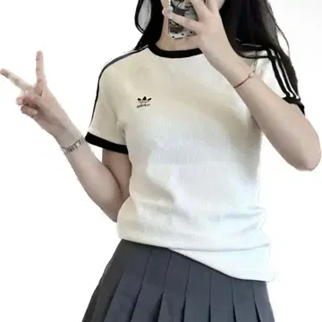 adidas 와플 티셔츠 왕홍