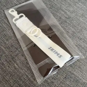 Nike SKIMS 우먼 키체인 실버