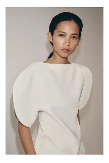완판템 ZARA 퍼프 슬리브 탑 ZW COLLECTION S