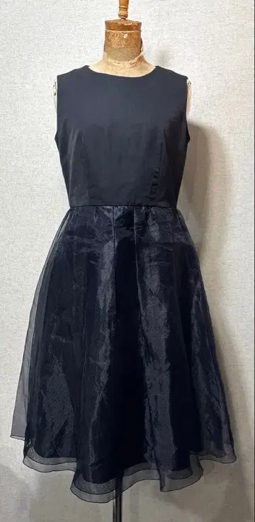 뷰티앤유티 유나이티드 애로우즈 원피스 M 새상품급