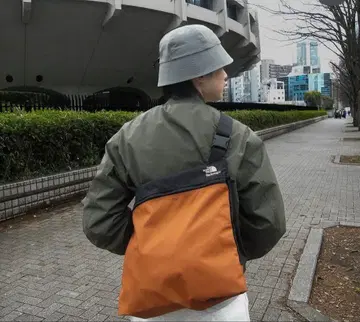 THE NORTH FACE 백매직 사코슈 숄더백