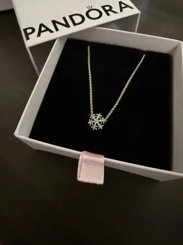 PANDORA 눈송이 목걸이