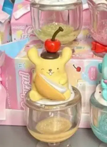 컬러풀 드링크 Colorful Beverage 폼폼푸딩 피규어