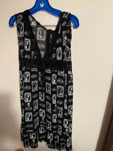 HYSTERIC GLAMOUR 슬리브리스 상의