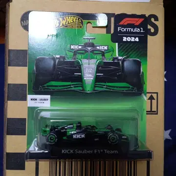 핫휠 F1 KICK Sauber #77