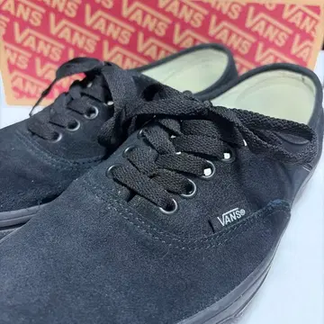 VANS 오센틱 올블랙 스니커즈 25.0cm