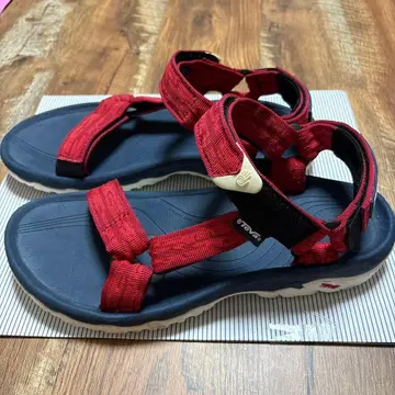 테바 Teva 타미힐피거 콜라보 샌들 빈티지