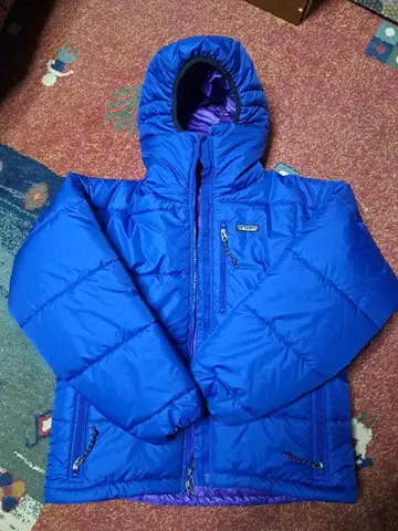 PATAGONIA DAS PARKA 코발트 블루 x 브라이트 퍼플