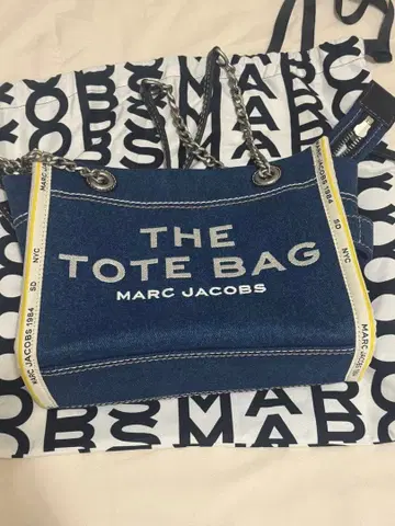 MARC JACOBS 데님 THE TOTE BAG 체인 백