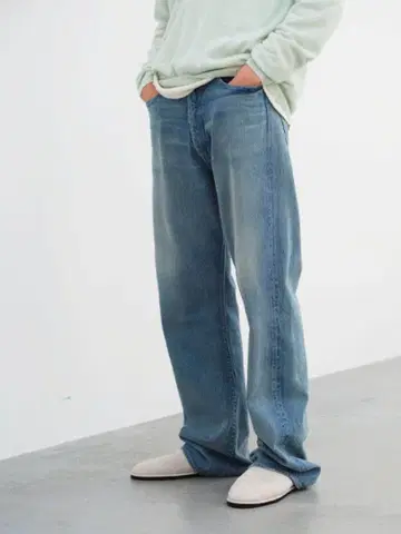 25ss SELVEDGE FADED LIGHTDENIM WIDEPANTS