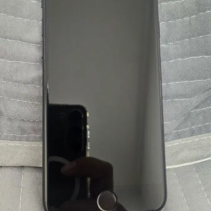 아이폰 SE2 128G 81% 순정 ios 16.3.1