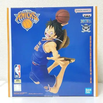 미개봉 새상품 ONE PIECE x NBA 루피 뉴욕 닉스 피규어