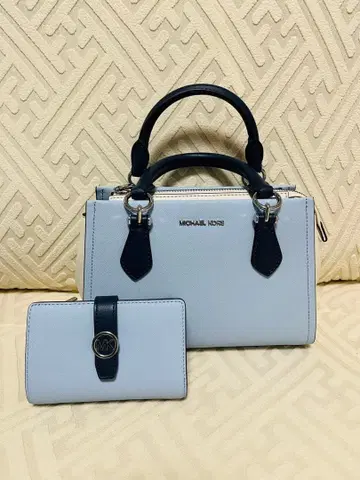 미사용 새상품 Michael Kors 숄더백 지갑 세트