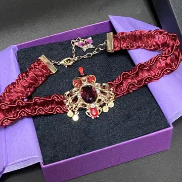 트위스티드 원더랜드 ANNA SUI 콜라보 초커 스칼라비아