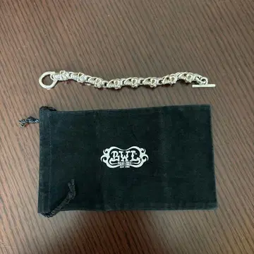 Bill Wall Leather 스컬 팔찌