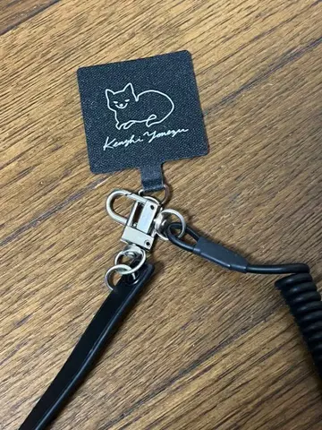 요네즈켄시 공상 핸드폰 스트랩 블랙