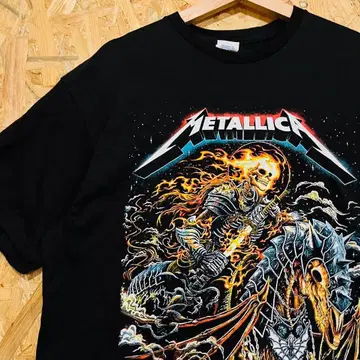 새상품급 메탈리카 Metallica 72Seasons 투어 티셔츠 밴드T
