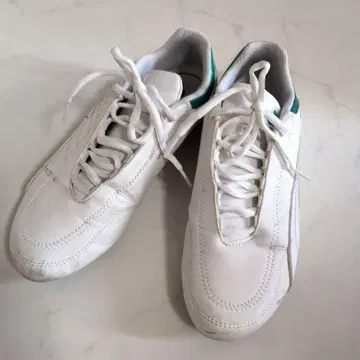 푸마 메르세데스 벤츠 드라이빙 슈즈 화이트 26cm