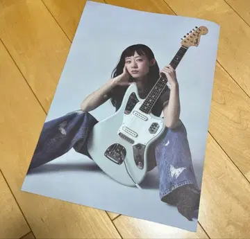 양문학 시오즈카 모에카 대형 사이즈 플라이어 FENDER 콜라보