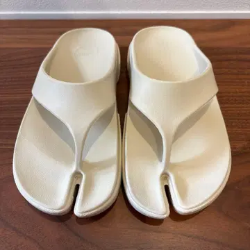 PAES 아이보리 23cm