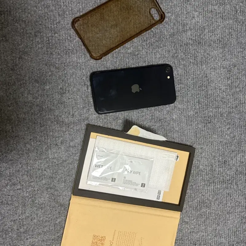아이폰 se3 128GB 83%