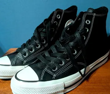 CONVERSE ADDICT CHUCK TAYLOR LEATHER HI
