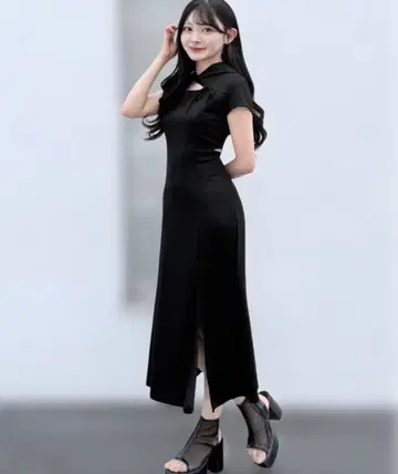 완판템 미사용 새상품 oneway NOMAE 롱 후드티 원피스 블랙