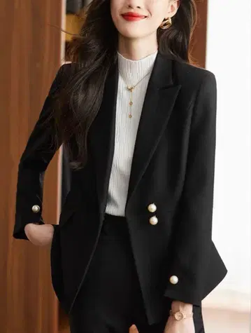 펄 버튼 블랙 팬츠 수트 셋업