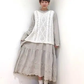 사만사 모스모스 밑단 스캘럽 원피스