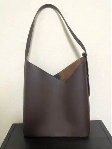 ZARA 다크 브라운 토트백