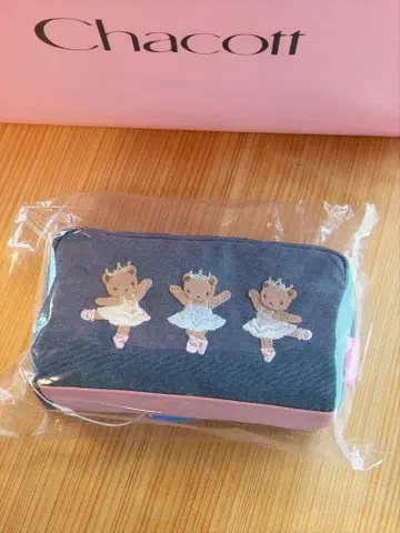 Chacott x familiar 첫 콜라보 발레 베어 자수 파우치 데님