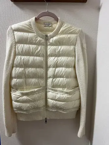 MONCLER 다운 자켓 화이트