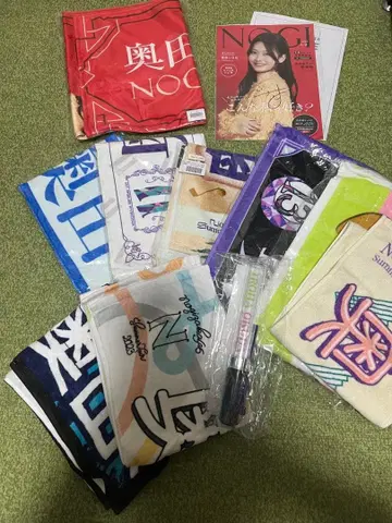 노기자카46 오쿠다 이로하 사인 포함 포스터 응원봉 머플러 타월
